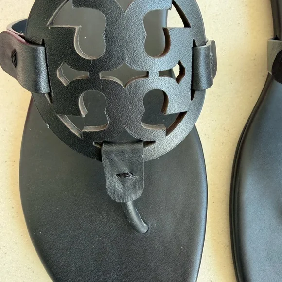NIB TORY BURCH MILLER SOFT SANDAL  LEATHER PERFECT BLACK  WOMEN SIZE 9 - Picture 7 of 16